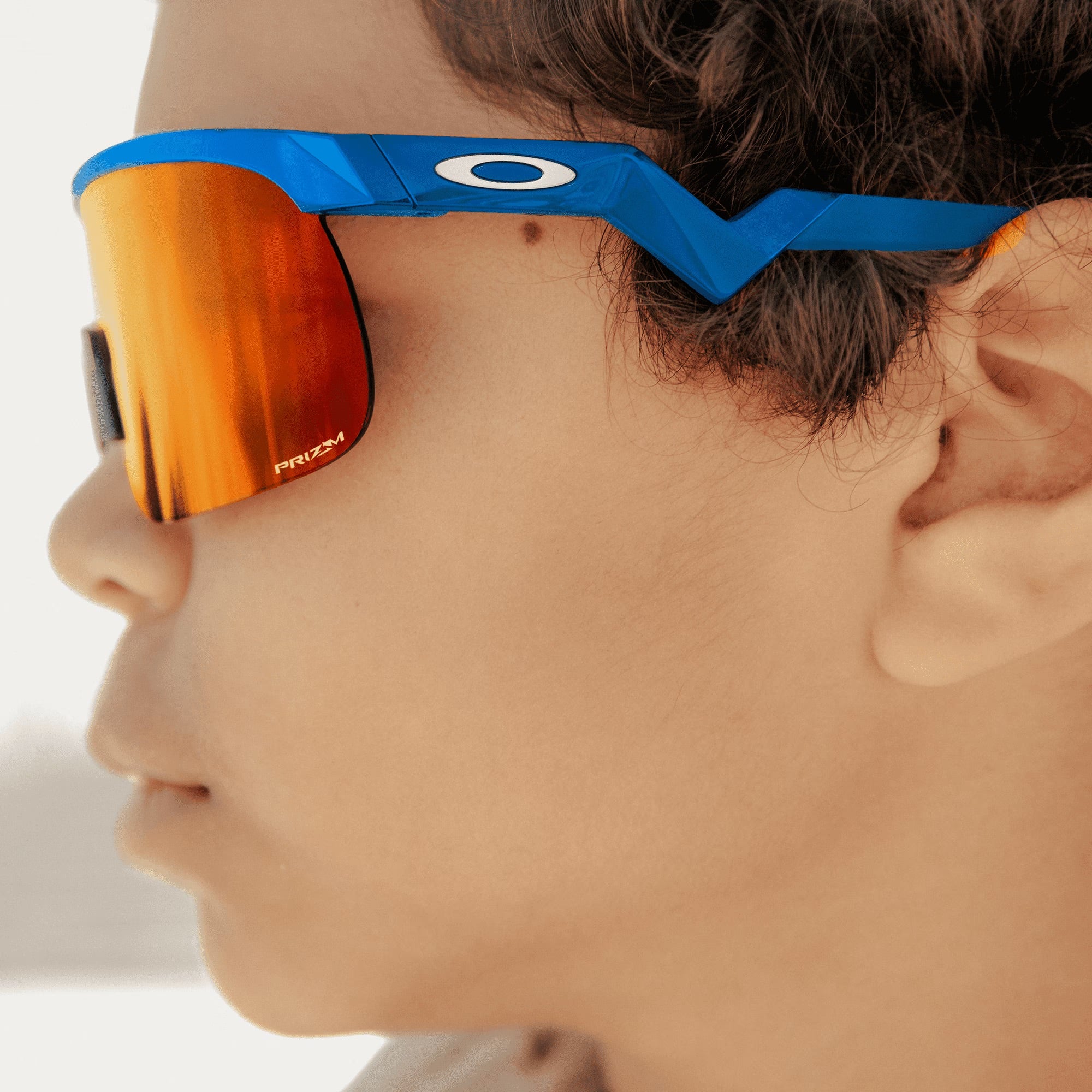 OAKLEY® Launches 2 New Models, CMDN &HSTN | Cycling Malaysia