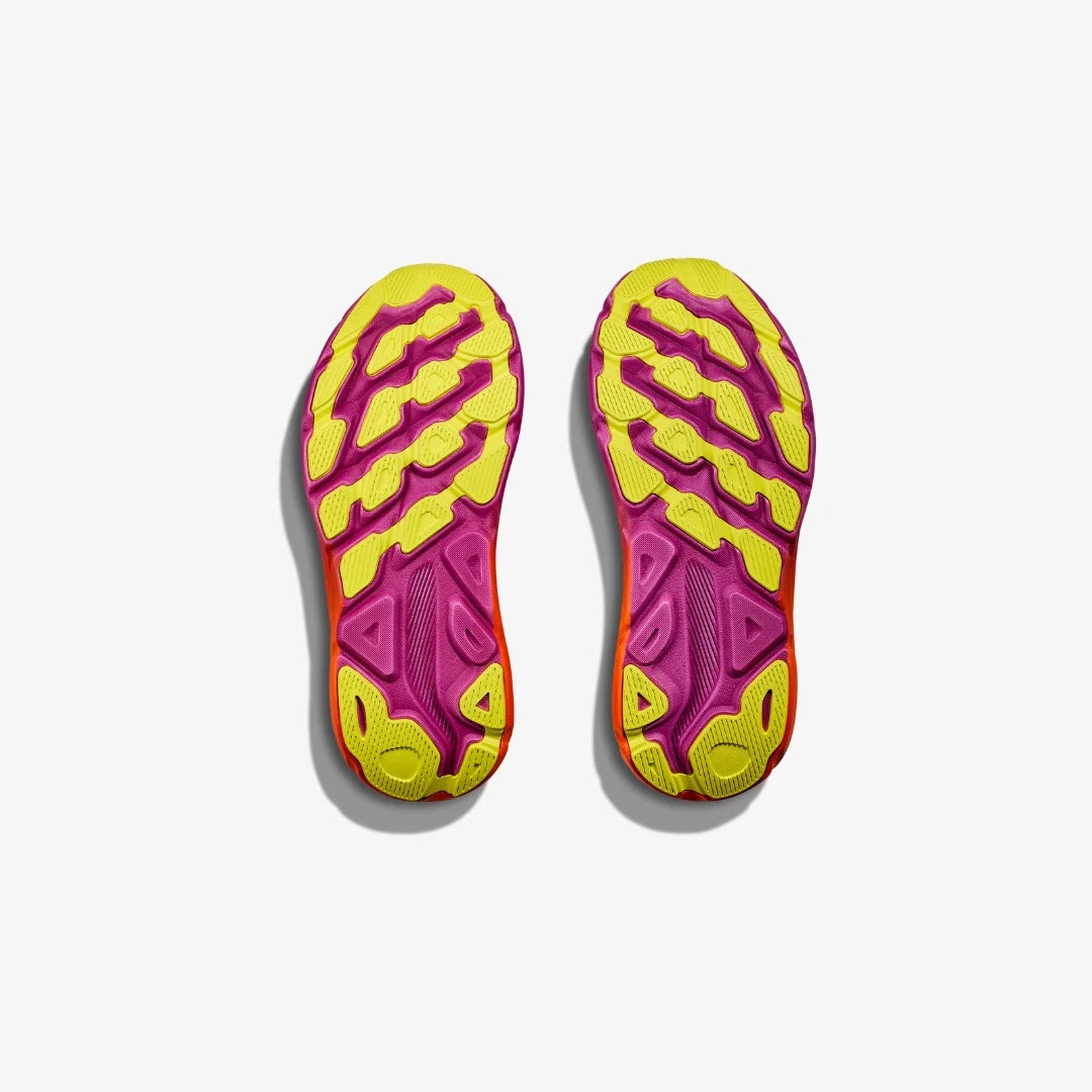 HOKA Women's Clifton 9 - Fushia/Black